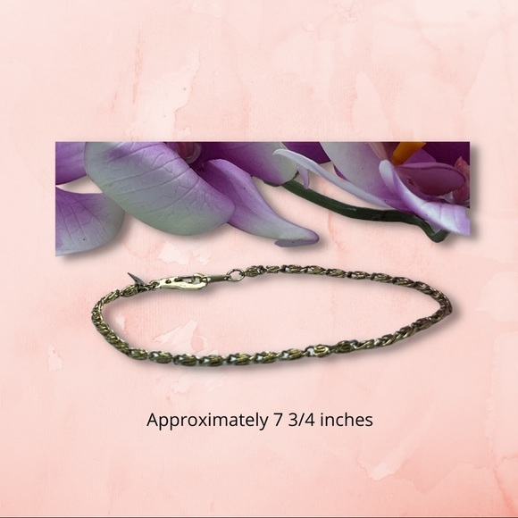 Vintage 14k Gold Plated Chain Bracelet with Swirl Design - 7 3/4 Inches (EUC) - Picture 2 of 3